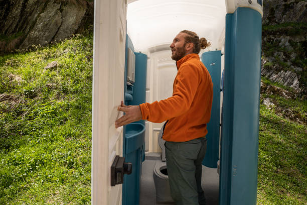 Best Portable toilet rental cost  in Keewatin, MN